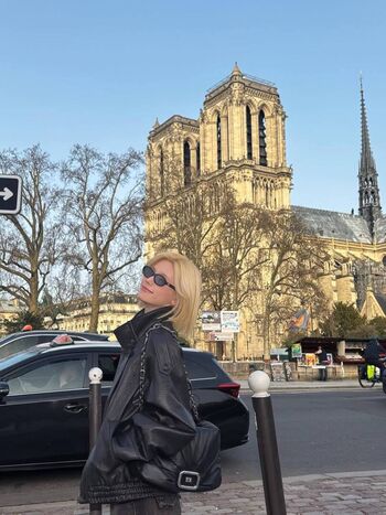 Full leaked Cara gloria/ private onlyfans photo