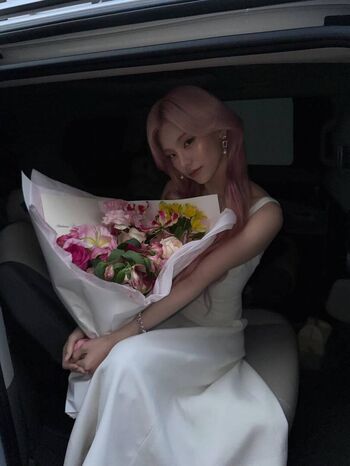 Full leaked Yeji private onlyfans photo