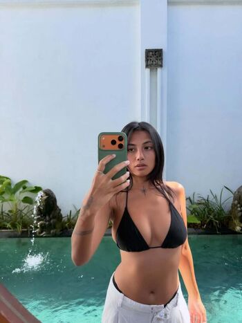 Full leaked Yeti kurnia page private onlyfans photo