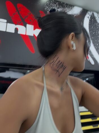 Full leaked Yeti kurnia page private onlyfans photo