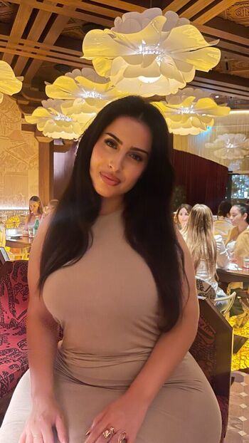 Full leaked Miulumi/ private onlyfans photo