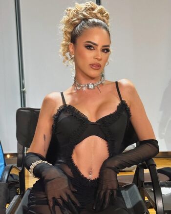 Full leaked Yuli flores private onlyfans photo