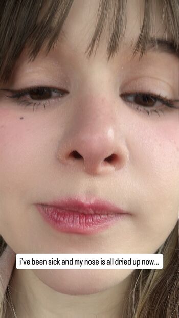 Full leaked Miarose/ private onlyfans photo