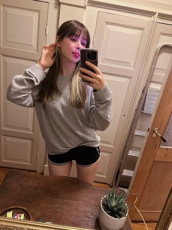 Full leaked Maitlan ward/ private onlyfans photo