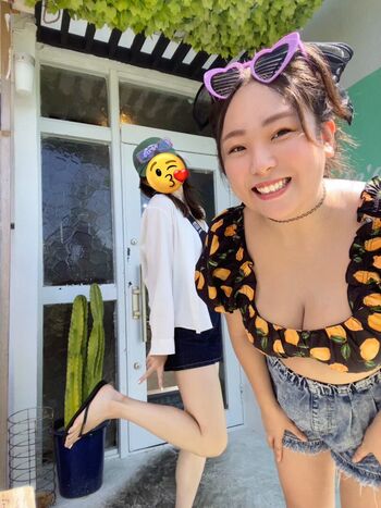 Full leaked Yuna manase page private onlyfans photo