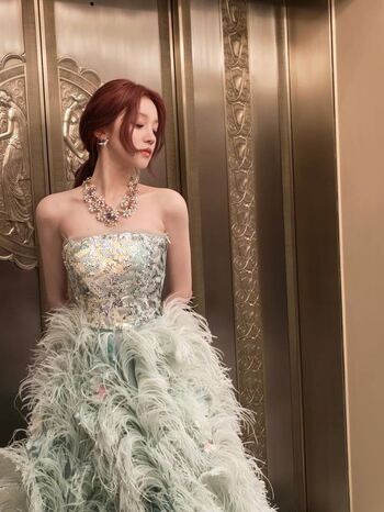 Full leaked Zureeal / private onlyfans photo