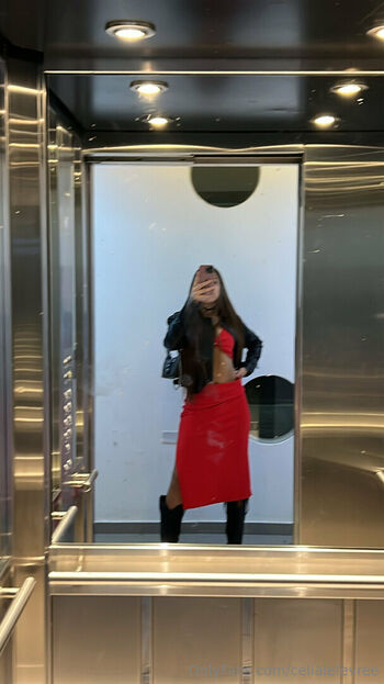 Full leaked Zaravelvett private onlyfans photo