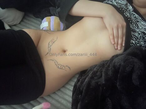 zariii_444