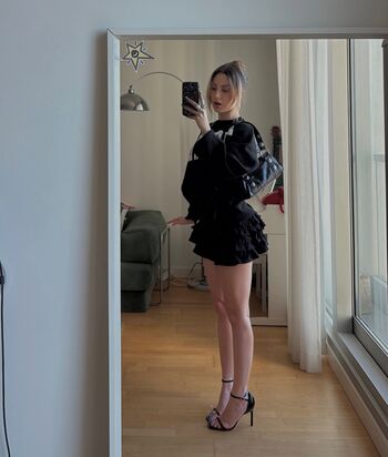 Full leaked Zeybik private onlyfans photo