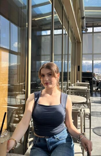 Full leaked Zhla private onlyfans photo