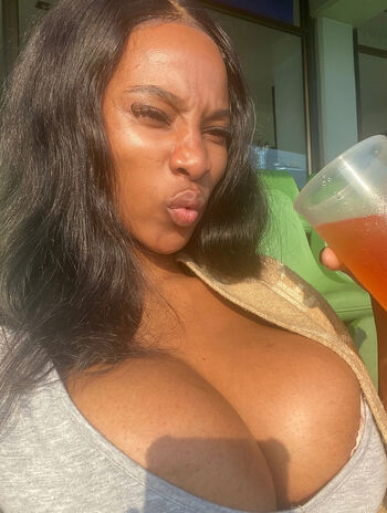 Full leaked Zizipho ondiswa private onlyfans photo