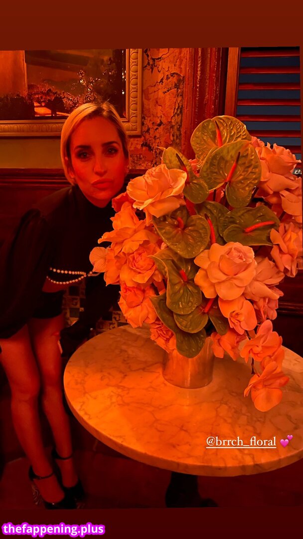 Zoe Lister Jones / https: / zoelisterjones Nahá OnlyFans fotografie #16