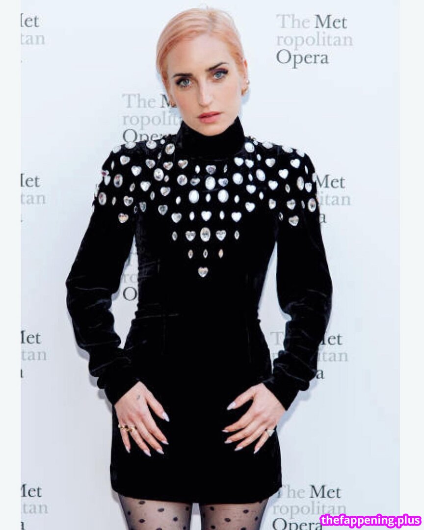 Zoe Lister Jones / https: / zoelisterjones 裸照OnlyFans照片 #23
