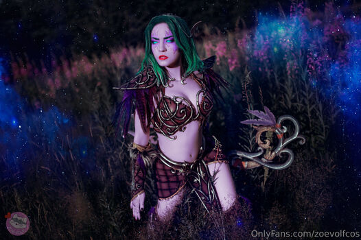 Zoe Volf Cosplay