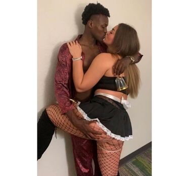 Full leaked Zoelivelovelift private onlyfans photo