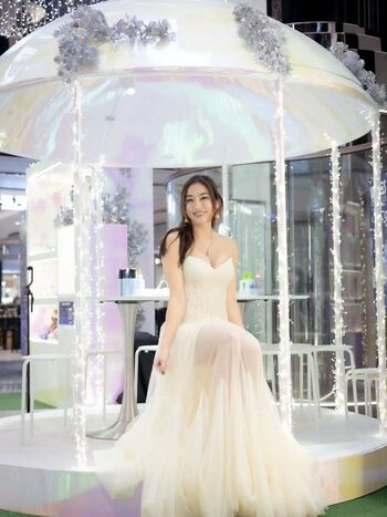 Full leaked Ellakalinin/ private onlyfans photo