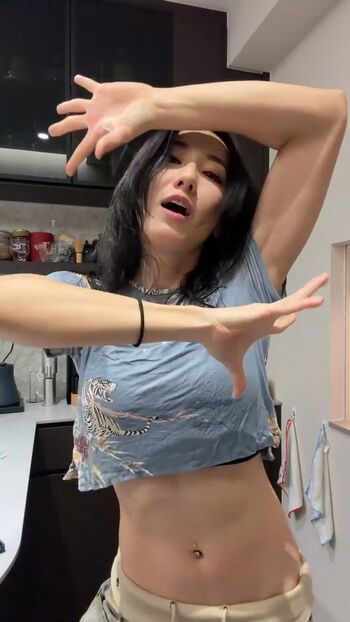 Full leaked Qilin anh / private onlyfans photo