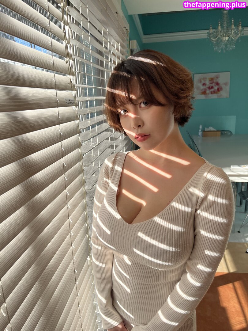 ZziZzi / zizzi_j / zzi_zzi._ / 찌찌 Nahá OnlyFans fotografie #334